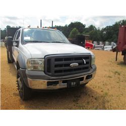 2005 FORD F450 CREW CAB FLATBED, S/N 1FDXW46P75EC89411, POWER STROKE DIESEL, A/T, SIDE MTD TOOL BOXE