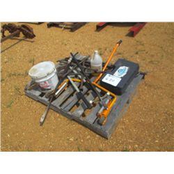 1 LOT MISC TIRE BREAK DOWN TOOLS