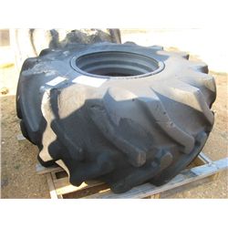23.1X26 TIRE & RIM