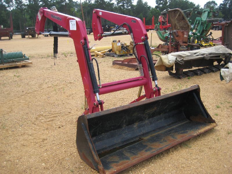 MAHINDRA 150 FRONT END LOADER ASSEMBLY, FOR TRACTOR J.M. Wood Auction
