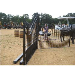 16' DEERE HEAD METAL GATE W/POST