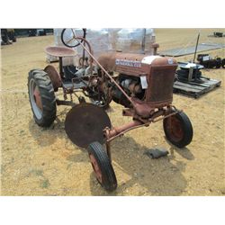 FARMALL CUB TRACTOR, S/N 41948, 3 PTH, PTO, (DOES NOT RUN)