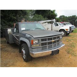 1995 CHEVROLET 3500HD SERVICE TRUCK, S/N 1GBKC34F5SJ107501, 6.5 DIESEL ENG, 5 SPD TRANS, KNAPHEIDE S
