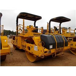 SAKAI SW900 TANDEM ROLLER, S/N VSW3310102C, 84" DRUMS, VIBRATORY, CANOPY, METER READING 6,047 HRS