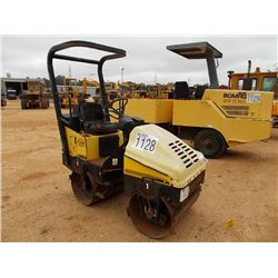 WACKER RD111V TANDEM ROLLER, S/N 5405937, 35" DRUMS, VIBRATORY, ROLLBAR, METER READING 420 HRS