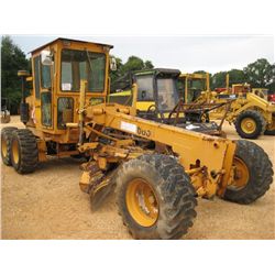 LEEBOY 685 MOTOR GRADER, S/N 065, 10' MOLDBOARD W/TIP CONTROL, ECAB, 15-19.5 TIRES, METER READING 93
