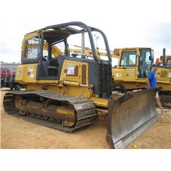 JOHN DEER 700J LGP CRAWLER TRACTOR, S/N 113119 (05 YR) 6 WAY BLADE, CANOPY, SWEEPS & SCREENS, METER 