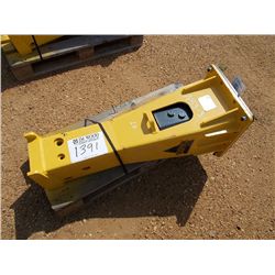 MUSTANG SB300 HYDRAULIC HAMMER, S/N 140114 (14 YR)