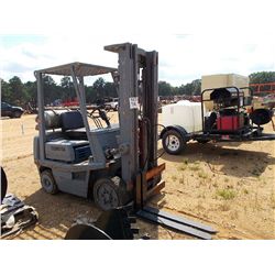 TOYOTA FORKLIFT, S/N 404FGG25-18696, 3 STAGE, LP GAS, ROLL BAR (DOES NOT RUN)