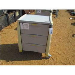 3 DRAWER ROLL AROUND CABINET