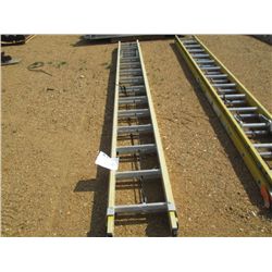 28' FIBERGLASS EXTENSION LADDER