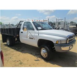 1998 DODGE RAM 3500 FLATBED PICKUP, S/N 3B6MC3666WM255784, DIESEL ENGINE, A/T, 8' FALTBED W/ SIDES, 