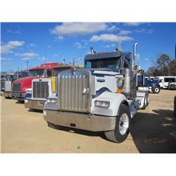2005 KENWORTH W900L T/A TRUCK TRACTOR, S/N1XKWDB9X45J975519, 550 HP CAT C-15 ENG, 13SPD TRANS, 46K R