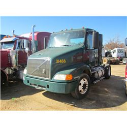 2002 VOLVO S/A TRUCK TRACTOR, S/N 4V4M19RF82N320719, 350 HP, S60 DIESEL ENG, 9 SPD TRANS, 23K REARS,