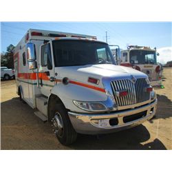 2006 INTERNATIONAL 4300 AMBULANCE, S/N 1HTMNAAM66H338607, IHC DT466 ENG, A/T, ODOMETER READING 288,7