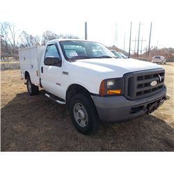 2005 FORD F250 4X4 SERVICE TRUCK, S/N 1FDSF21PX5EA93050, POWERSTROKE DIESEL ENG, A/T, TOOL BODY, ODO