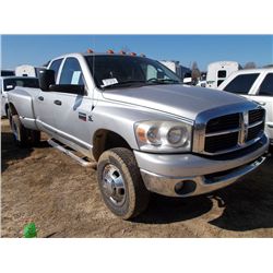 2007 DODGE RAM 3500 4X4 DUALLY PICKUP, S/N 3D7MX48CX7G749239, CUMMINS TURBO DIESEL ENG, A/T, CREW CA