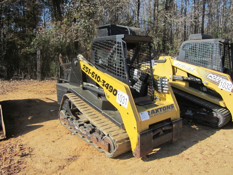 ASV RC100 SKID STEER LOADER, S/N RSD02437 (06 YR)TRACK TYPE, CANOPY, A/C