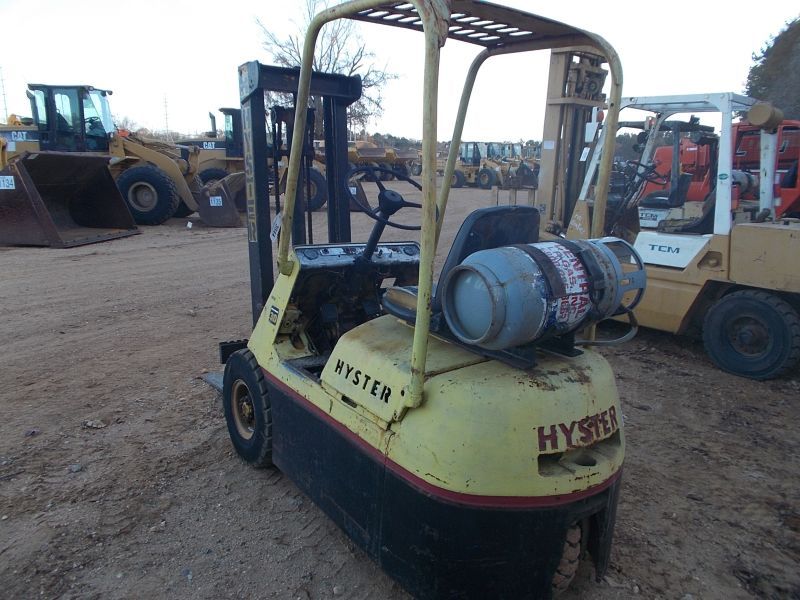HYSTER CHALLENGER 30 FORKLIFT, S/N , LP GAS, CANOPY