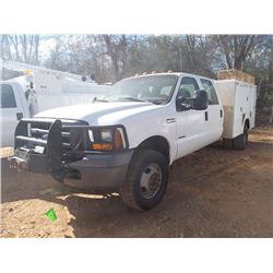 2006 FORD F350 4X4 CREW CAB SERVICE TRUCK, S/N 1FDWW37P56EA99449, POWERSTROKE DIESEL ENG, A/T, WINCH