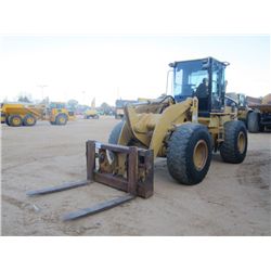 CAT 928G WHEEL LOADER, S/N 6XR02396 (2000 YR) FORKS, ECAB W/AIR, 20.5R25 TIRES
