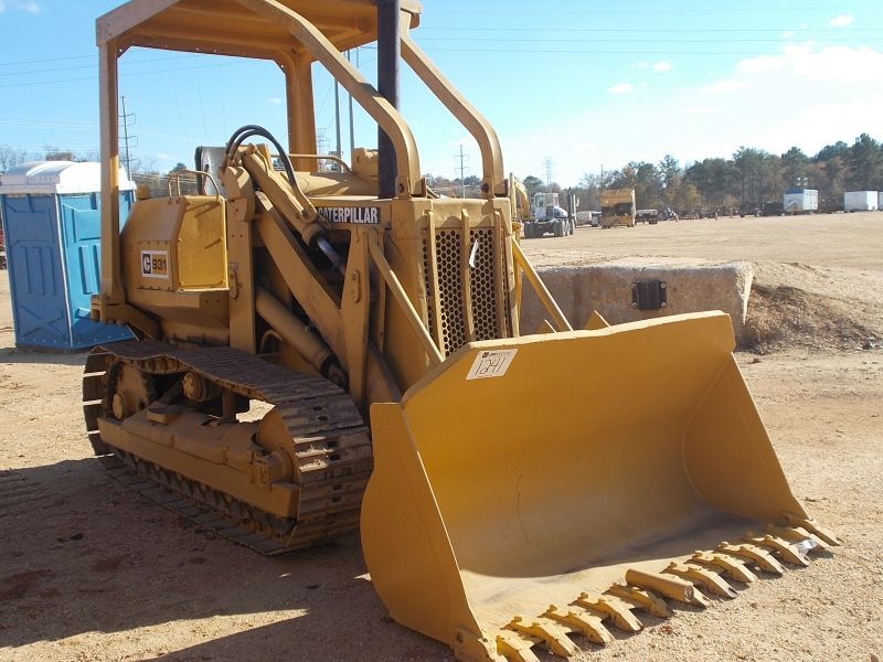 CAT 931 CRAWLER LOADER, S/N 78U2891, GP BUCKET, CANOPY, SWEEPS