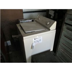 WHIRLPOOL WASHING MACHINE
