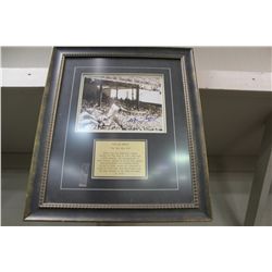 FRAMED WILLIE MAYS SIGNED PHOTOGRAPH 'THE SAY HEY KID' WITH COA