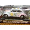 Image 2 : 1967 VOLKSWAGEN BEETLE 1:18 SCALE DIE CAST
