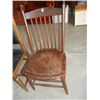 Image 1 : Antique Spindle Back Kitchen Chair