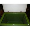 Image 2 : Green Vintage Wicker Hamper