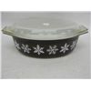 Image 1 : Pyrex Baking Dish, Snowflake Pattern