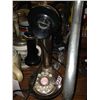 Image 1 : Candle Stick Phone