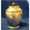 Image 1 : Tea box with lid, engraved. Marked Kobenhavn 1813. height 10,5 cm. NOK 5000-6000,-. Starts at 40...