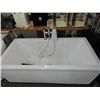 Image 1 : Sansiro Rectangular Bathtub