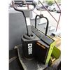 Image 2 : Clark Elec. Pallet Jack (No Battery) Shows 5001 Hrs.