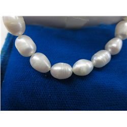 Estate set of white peals