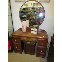 Vintage Art Deco Vanity and mirror with stool