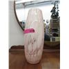 Image 1 : Pink Glass vase
