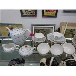 27 piece Bavarian china - Tea/luncheon set