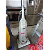Image 1 : Elegance upright vacuum