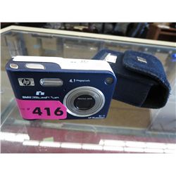 HP Photosmart camera, with case