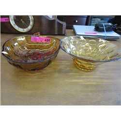2 pieces of vintage amber glass
