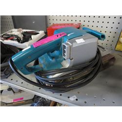 Makita belt sander