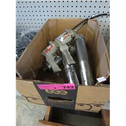 2 Pneumatic grease guns