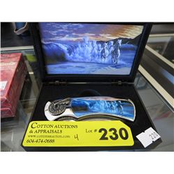 2 pocket knives in gift boxes