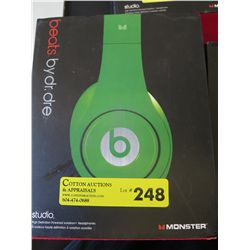 Isolation headphones - Green