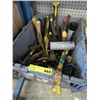 Image 1 : Tote of hand tools