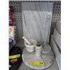 Image 1 : 5 pieces of marble kitchenware