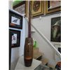 Image 1 : Large glazed ceramic vase and contents